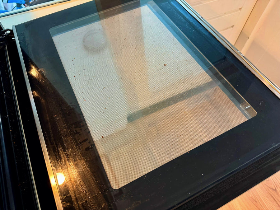 Voor gebruik — Oven weer schoon!