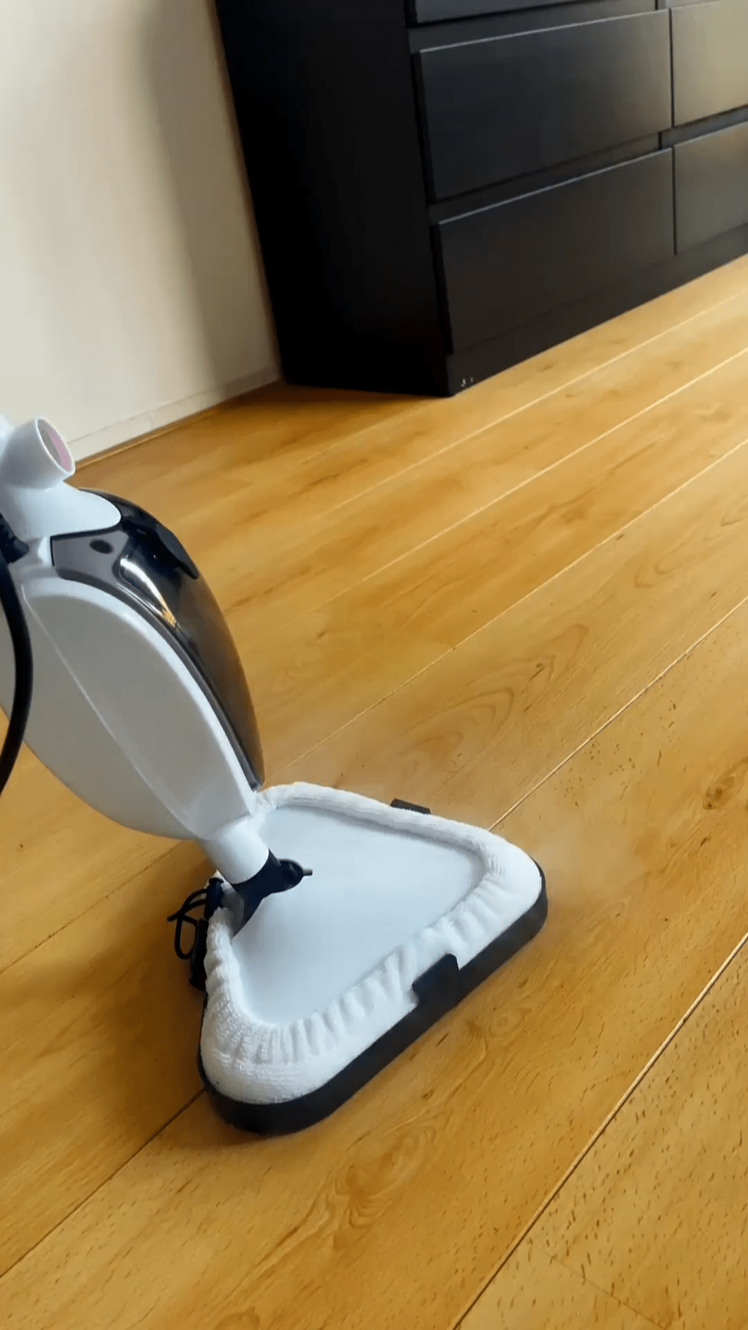 Mijn vloer is weer als nieuw, zelfs oude vlekken kreeg ik hiermee weg!